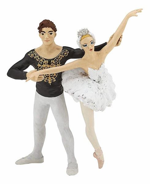 Ballerina met haar partner