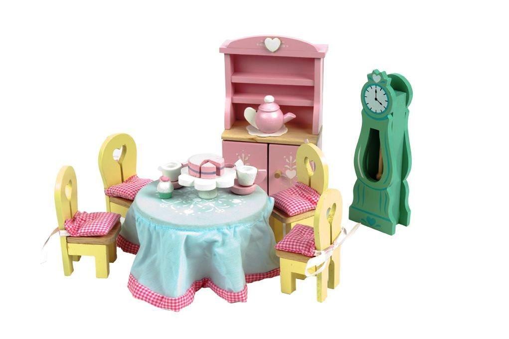 Daisylane Drawing room ME056