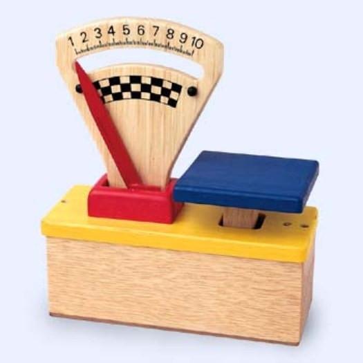 Allehand houten Weegschaal