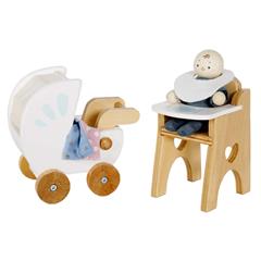 Le Toy Van Nursery Set & baby